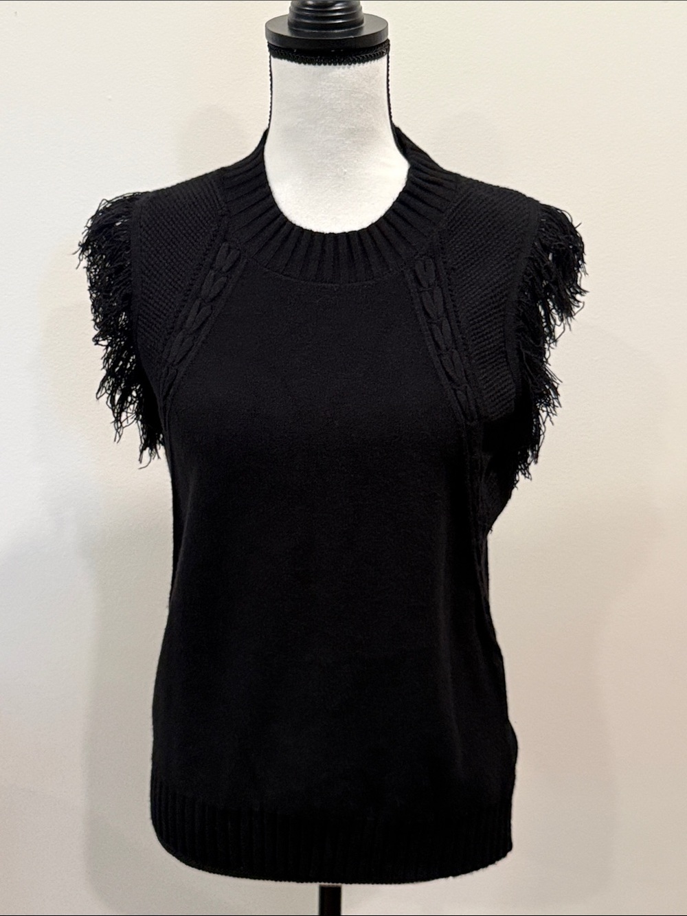 Saodimallsu Black Fringe Cable Knit Sleeveless Sweater Vest Size Medium